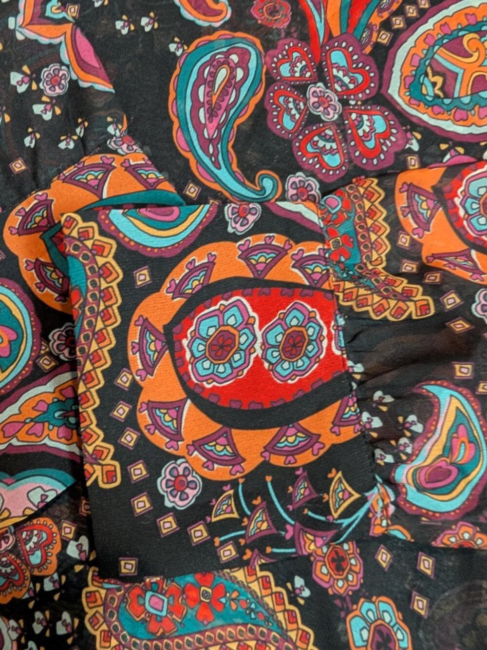 Tristan Paisley Print Blouse NWT Size Medium - Picture 10 of 12